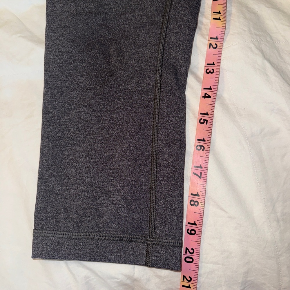Lululemon Wunder Under High Rise 20” - Picture 2 of 5